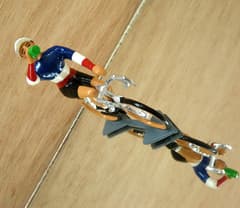 Figurine Cycliste CBG Mignot Champion de France Jersey Buvant au Bidon